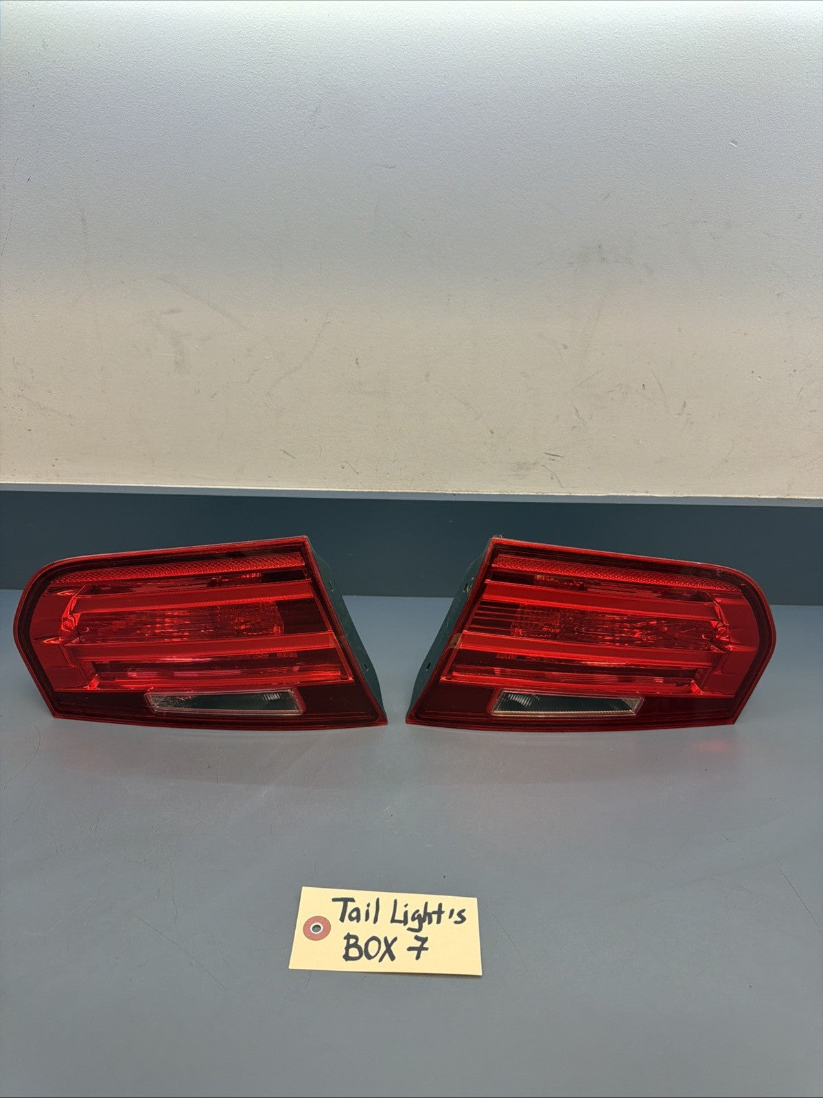 12-15 BMW 3 SERIES F30 F31 REAR Left And Right TRUNK TAIL LIGHT 7371111 7371112