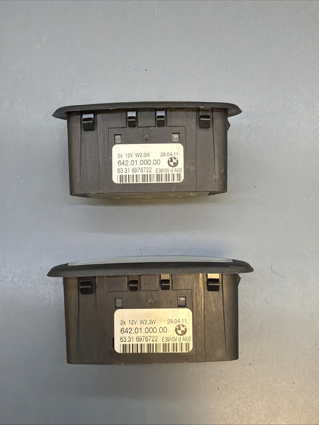07-13 BMW E92 E93 Rear Right or Left Lower Seat Door Entrance Light Lamp 6976722