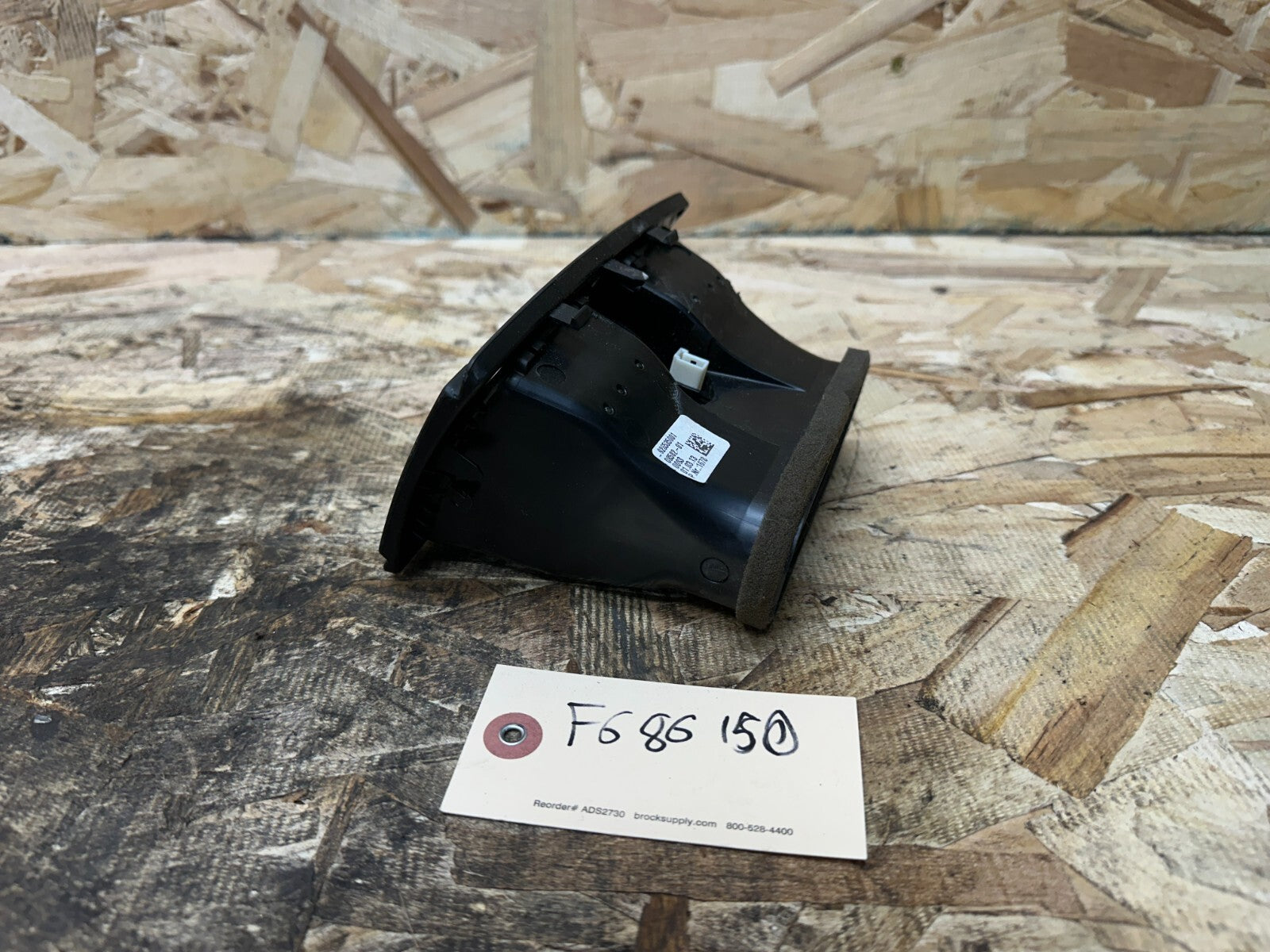 BMW 2012-2019 F30 FRONT CENTER CONSOLE AIR VENT ONLY OEM 926535001