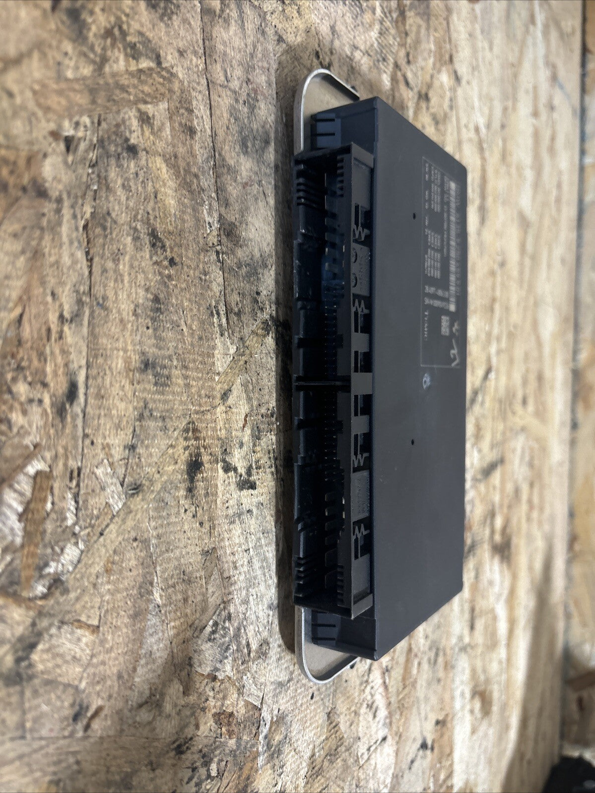 2011 BMW X3 (F25) - LIGHT CONTROL MODULE	9250459