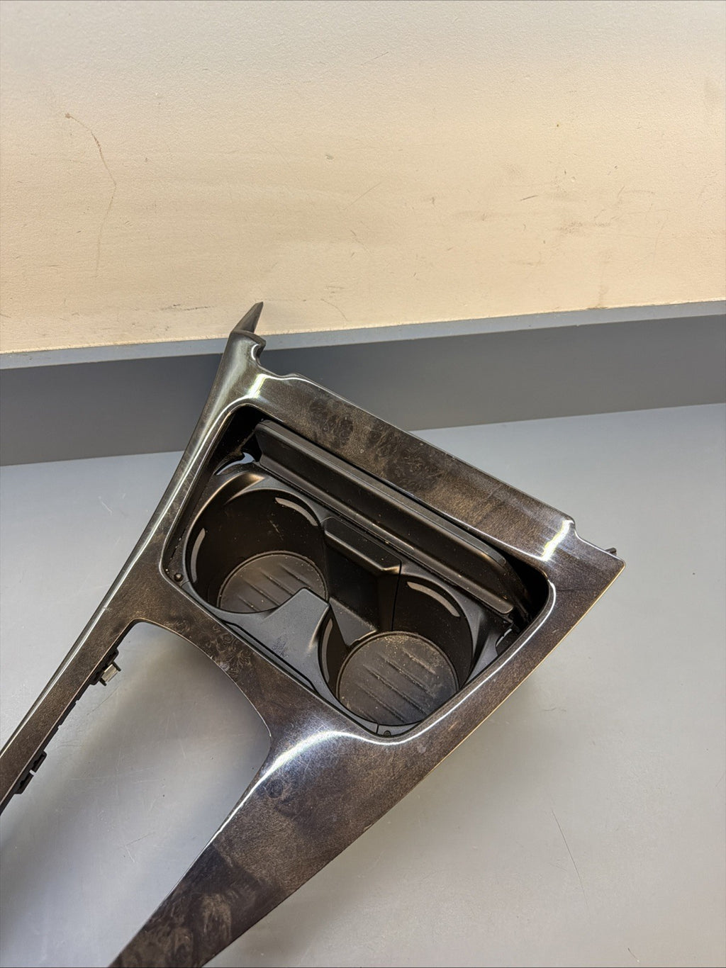 BMW F06 650i 640i Center Console Cup Holder Shifter Bezel Trim Wood 9242733 OEM