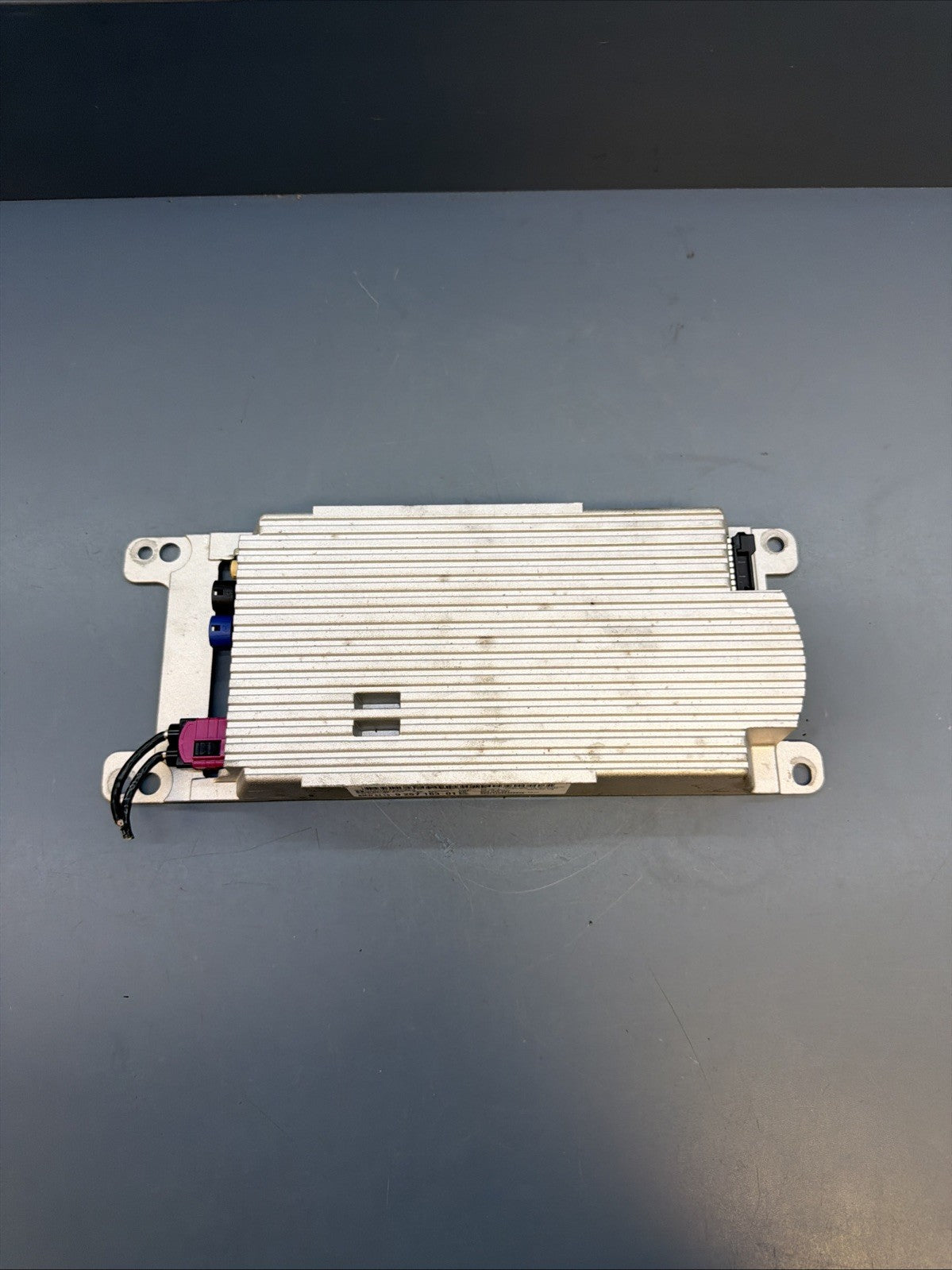 2009 - 2013 BMW 335i E90 E91 E92 Telematics Bluetooth Control Module 9257163