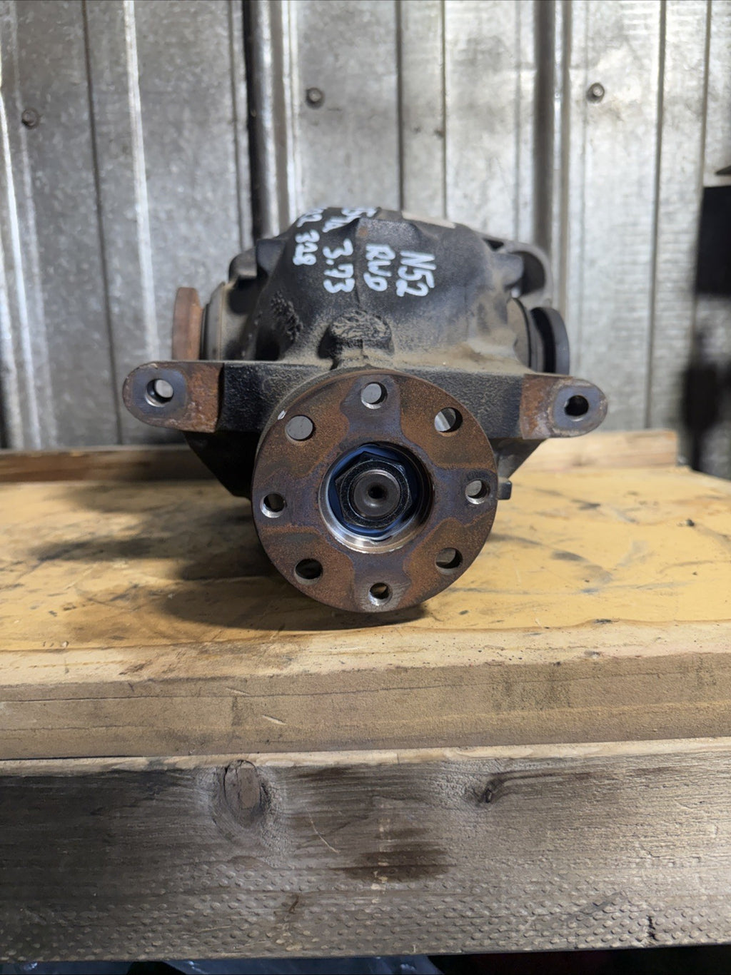 BMW REAR DIFFERENTIAL E90 328 SERIES  FINAL DRIVE 3.73 7566179