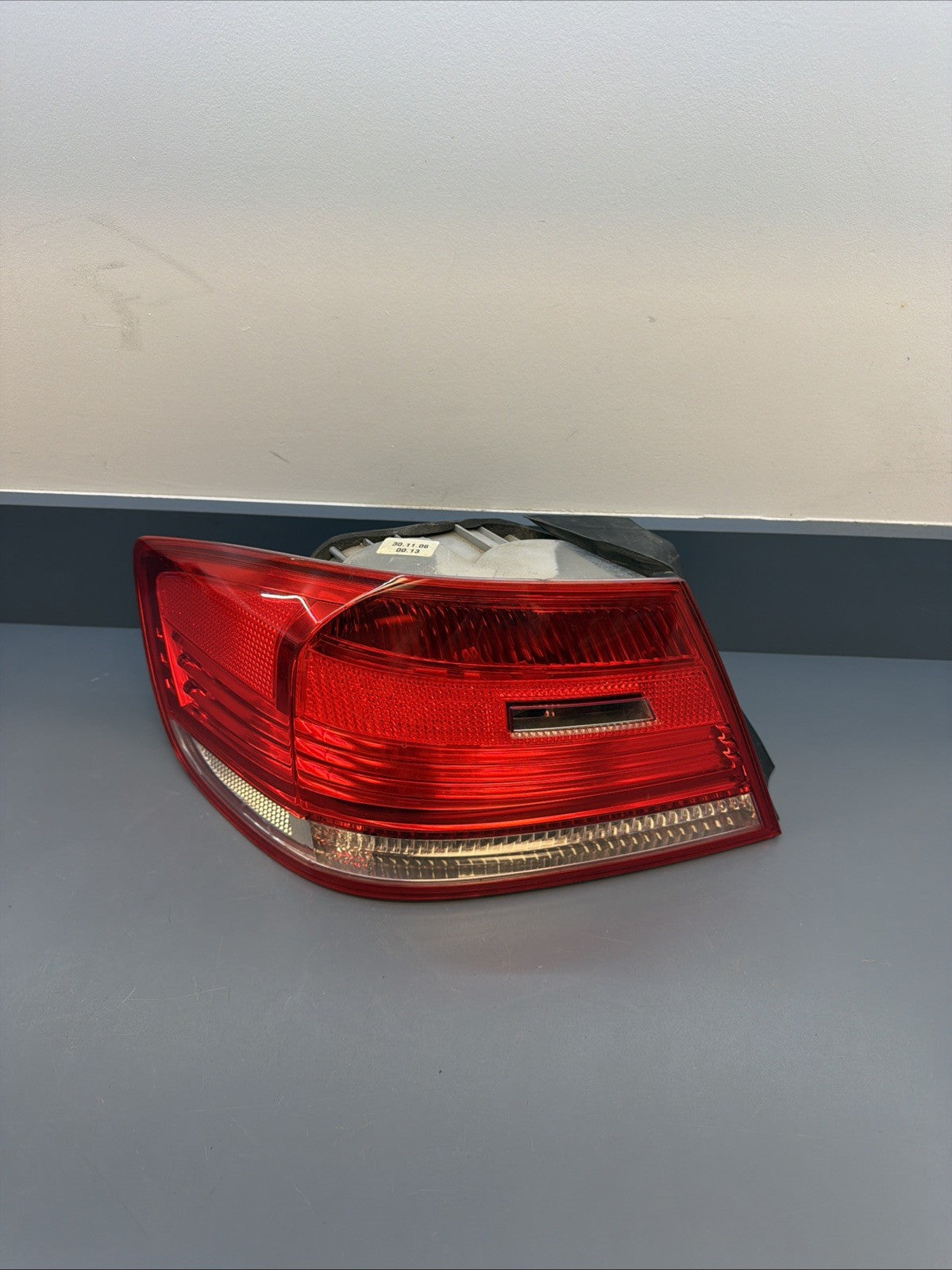 07-10 BMW E92 Tail Light Set Pre LCI Tail Light 7162300 7162299 7174403 7174404