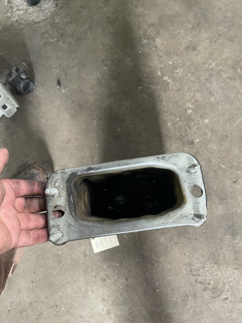 06-11 BMW E90 E91 328 335 M3 Front Left Frame Rail Apron SECTION OEM