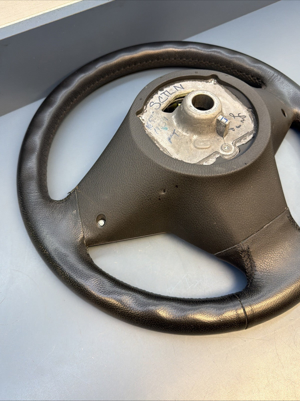 2011-2013 BMW X5 E70 XDRIVE35I FRONT LEFT STEERING WHEEL LEATHER BLACK HEATED