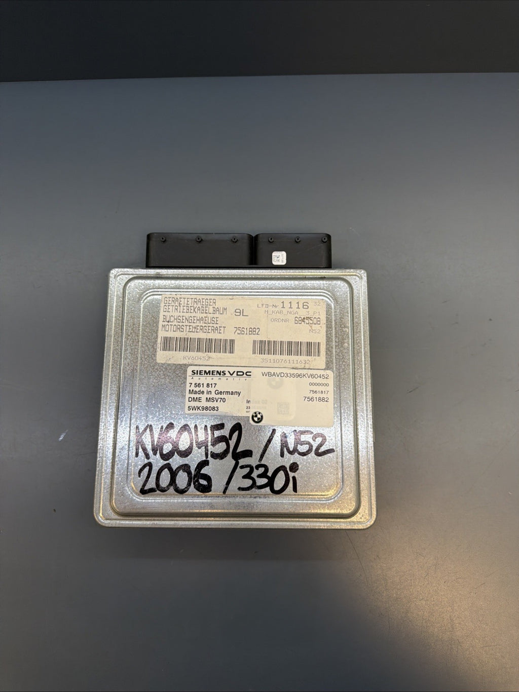06-08 BMW E90 E91 E92 Engine Computer DME CAS KEY MSV70 N52 Auto OEM 7561817