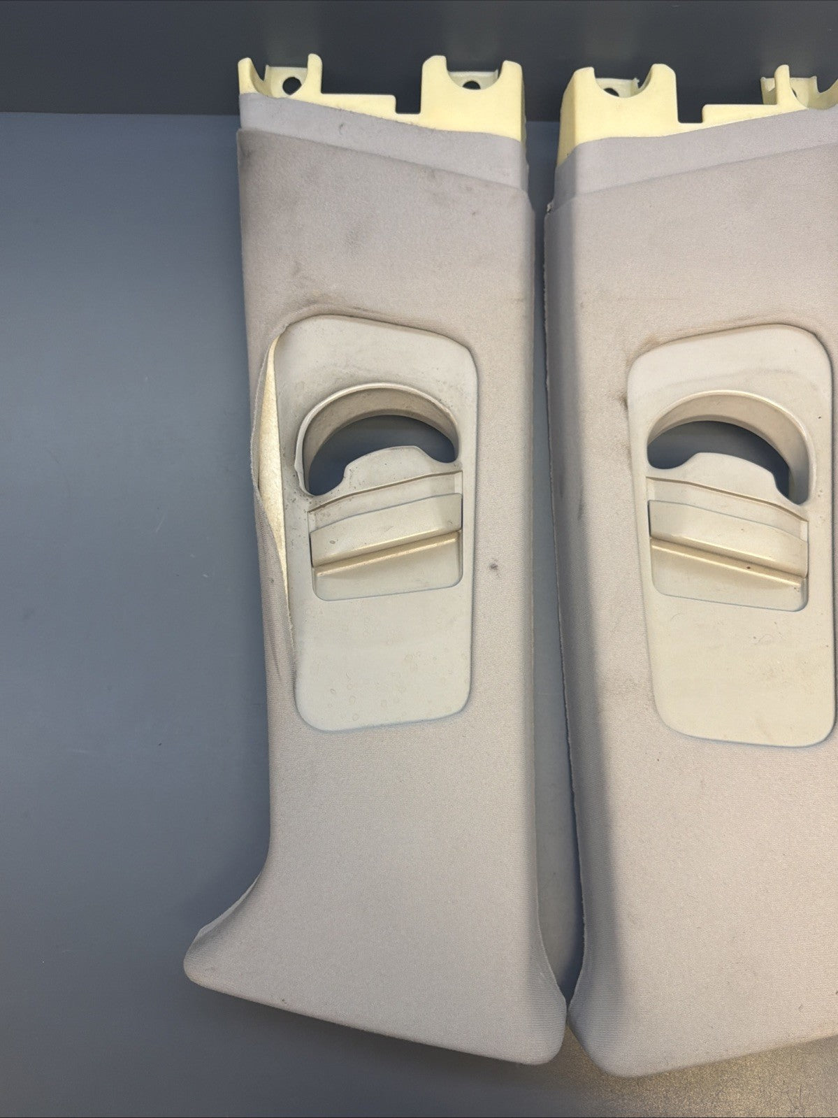 01-06 BMW E46 SEDAN B PILLAR LEFT & RIGHT Trim Cover GREY 8220241 8220242 *NOTE*