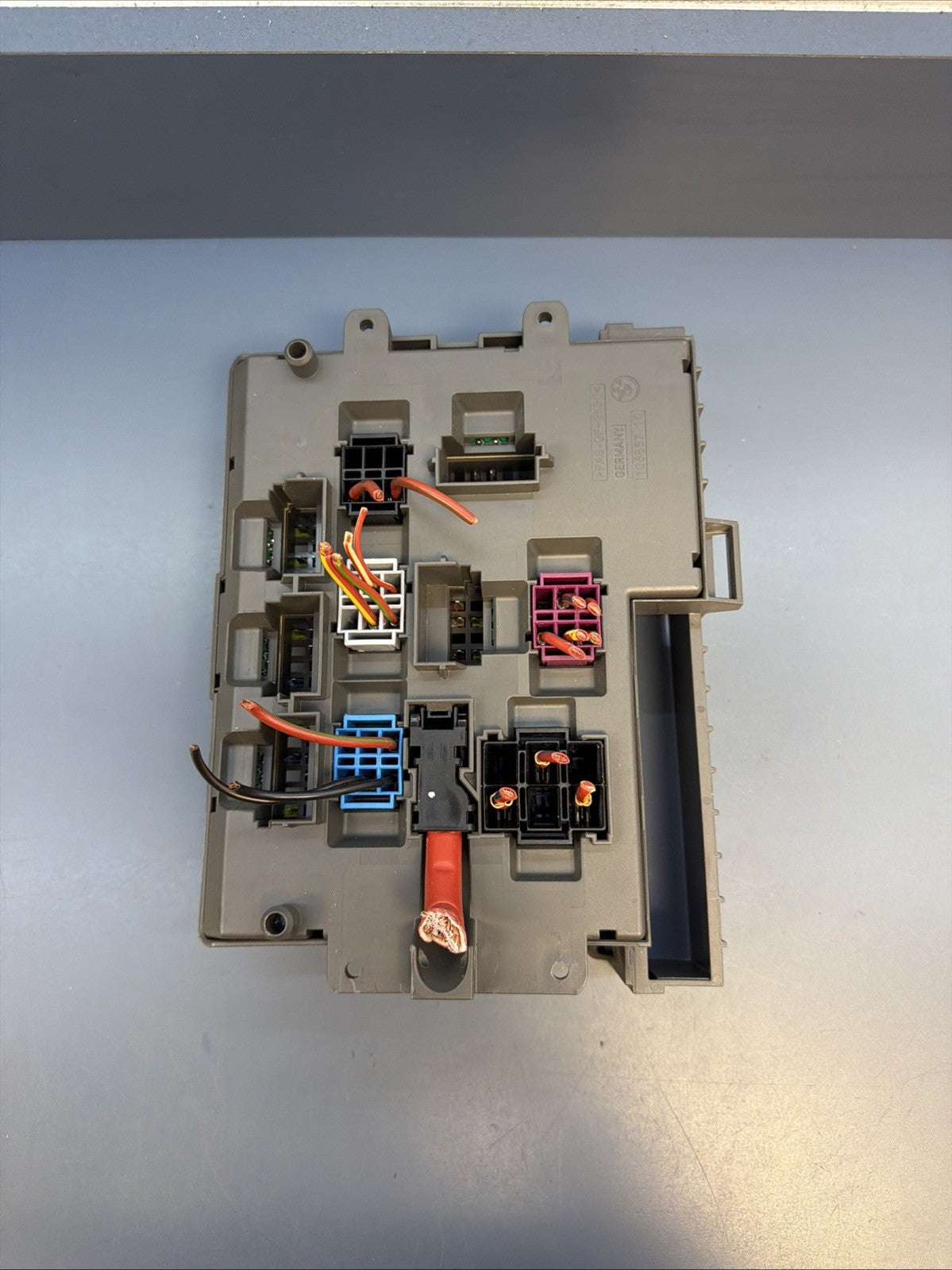 BMW 1 3 X1 Series E90 E91 E84 E87 Fuse Box Front Power Distribution 9119444