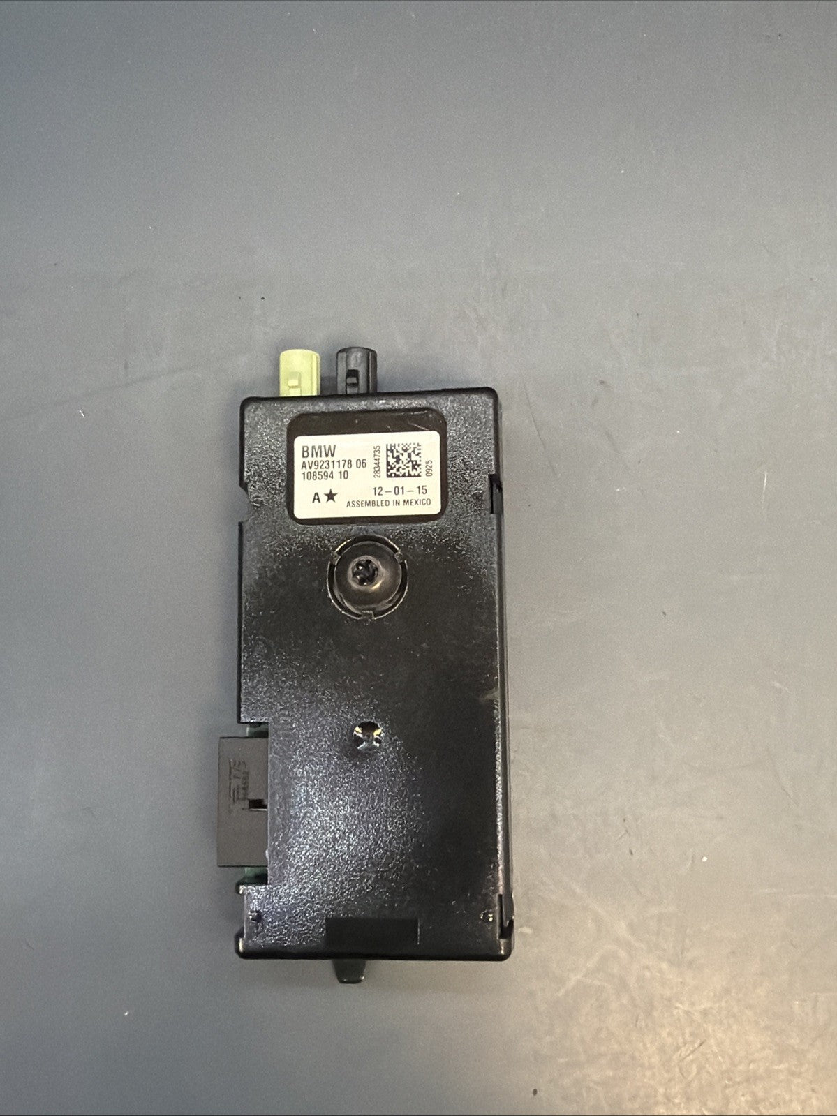 12-18 BMW F30 F32 F34 AM/FM Antenna Amplifier Control Module 9231178 OEM