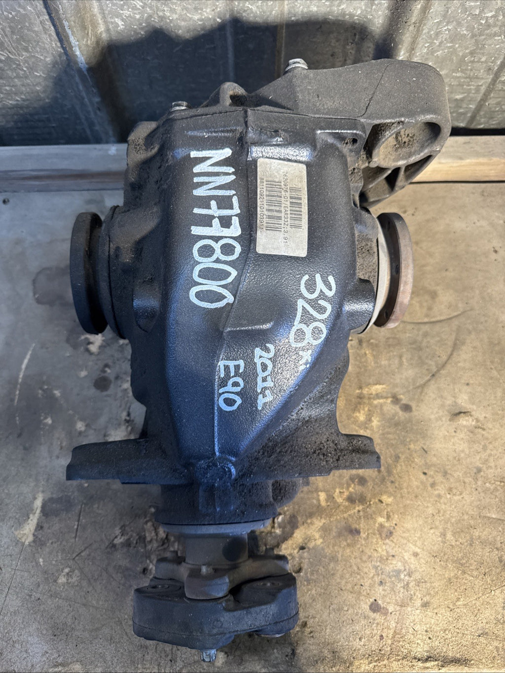 BMW REAR DIFFERENTIAL E90 SERIES 328Xi AUTOMATIC FINAL DRIVE 3.91 7620976