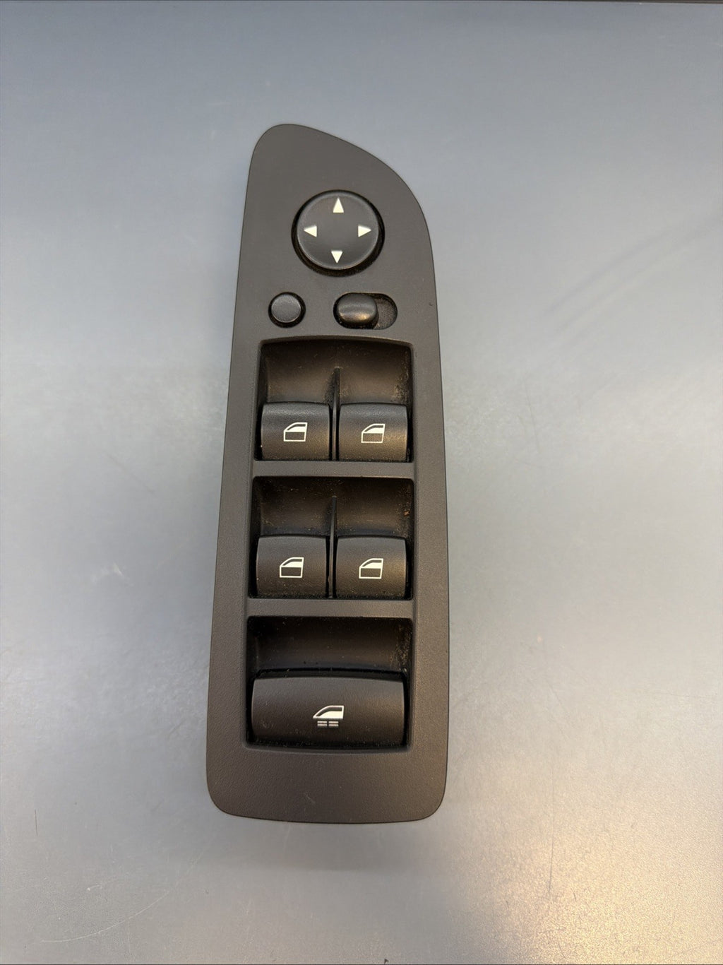 08-13 Bmw E88 1 Series Convertible Master Window Lifter Switch Button 9180289