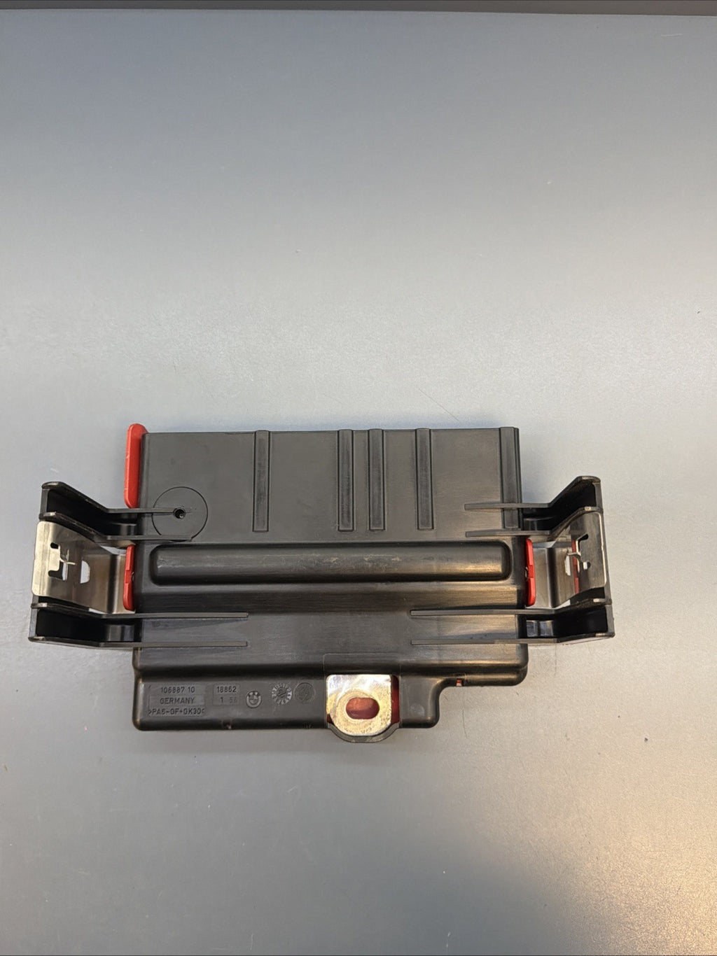 07-13 BMW E70 E71 X5 X6 BATTERY POWER DISTRIBUTION BOX REGULATOR MODULE 6942912