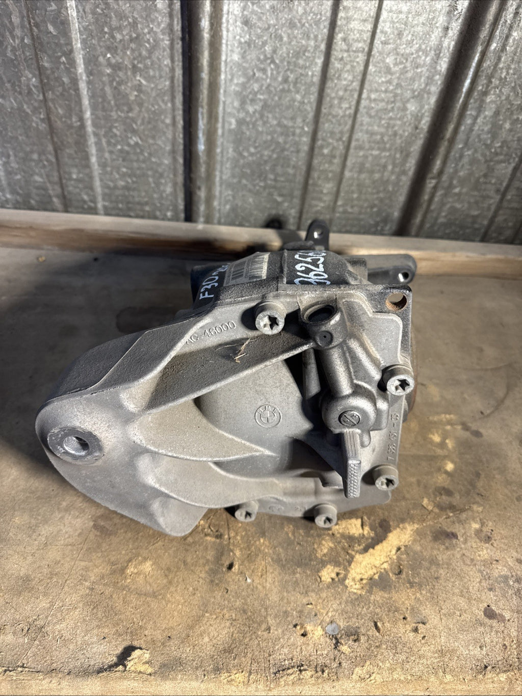 13-18 BMW 320i 328i xDrive A/T REAR DIFFERENTIAL Ratio 3.15 OEM 7603746