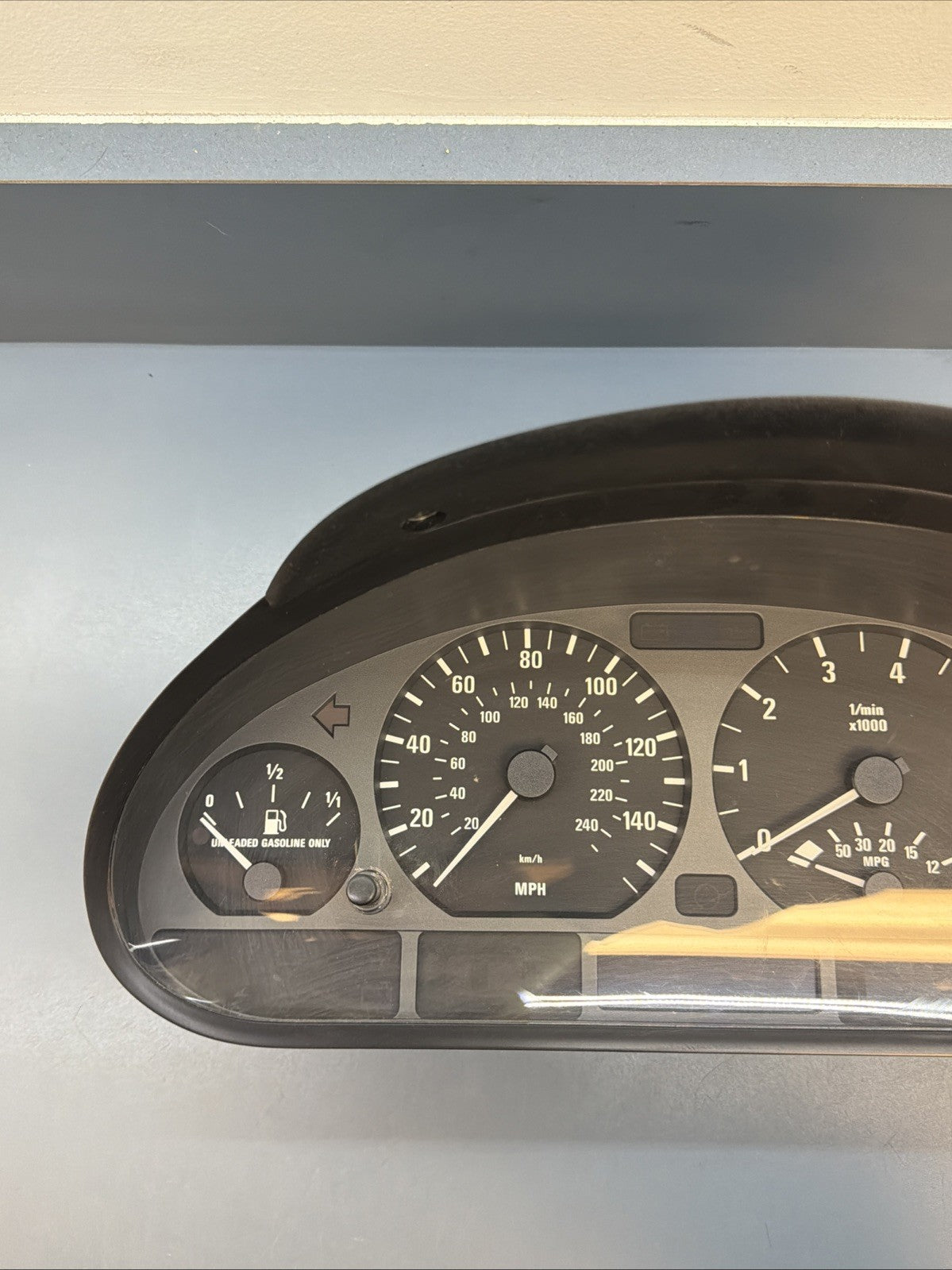 2001-2003 BMW 325i AT Speedometer Instrument Cluster MPH OEM 6910284 199K MILES