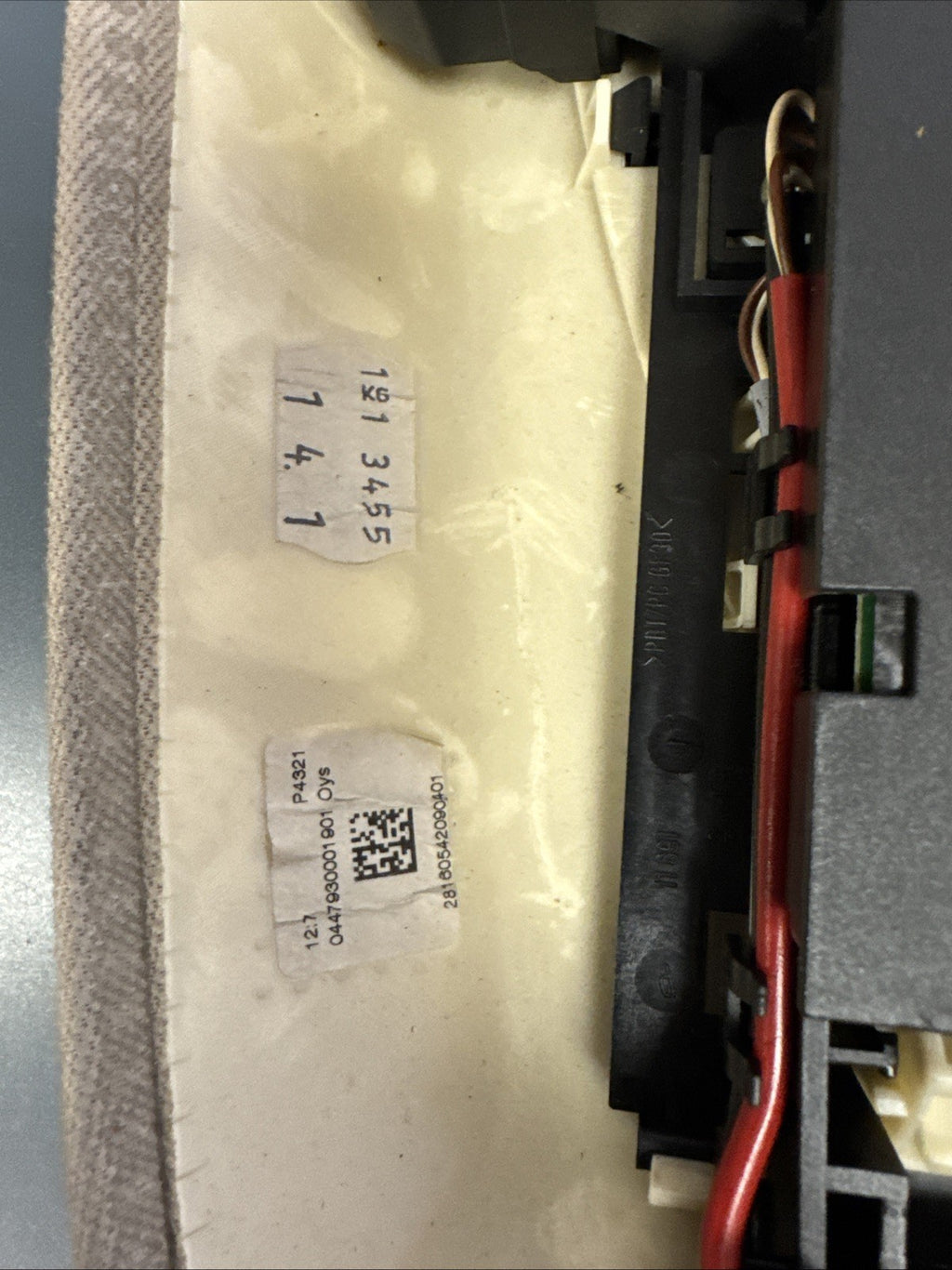 2009 BMW 750i (F01) CELL PHONE COMMUNICATION DOMELIGHT TRIM OEM 9207672