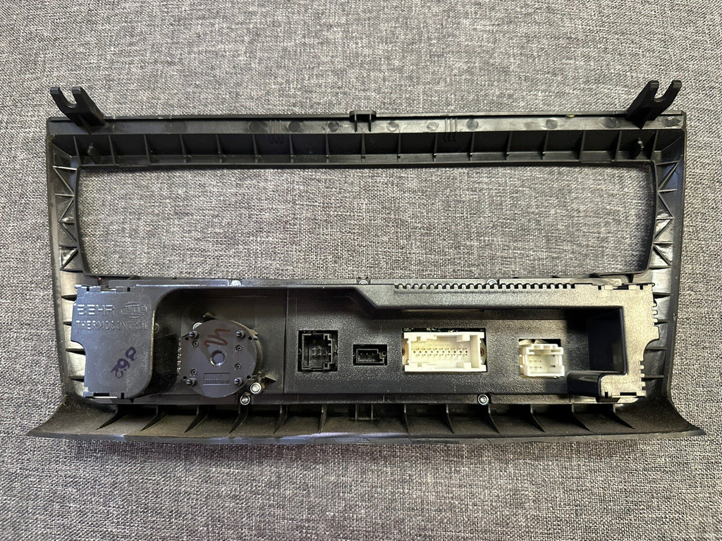 BMW X3 E83 Automatic Air Conditioning Control Unit Module Panel AUC 0363938