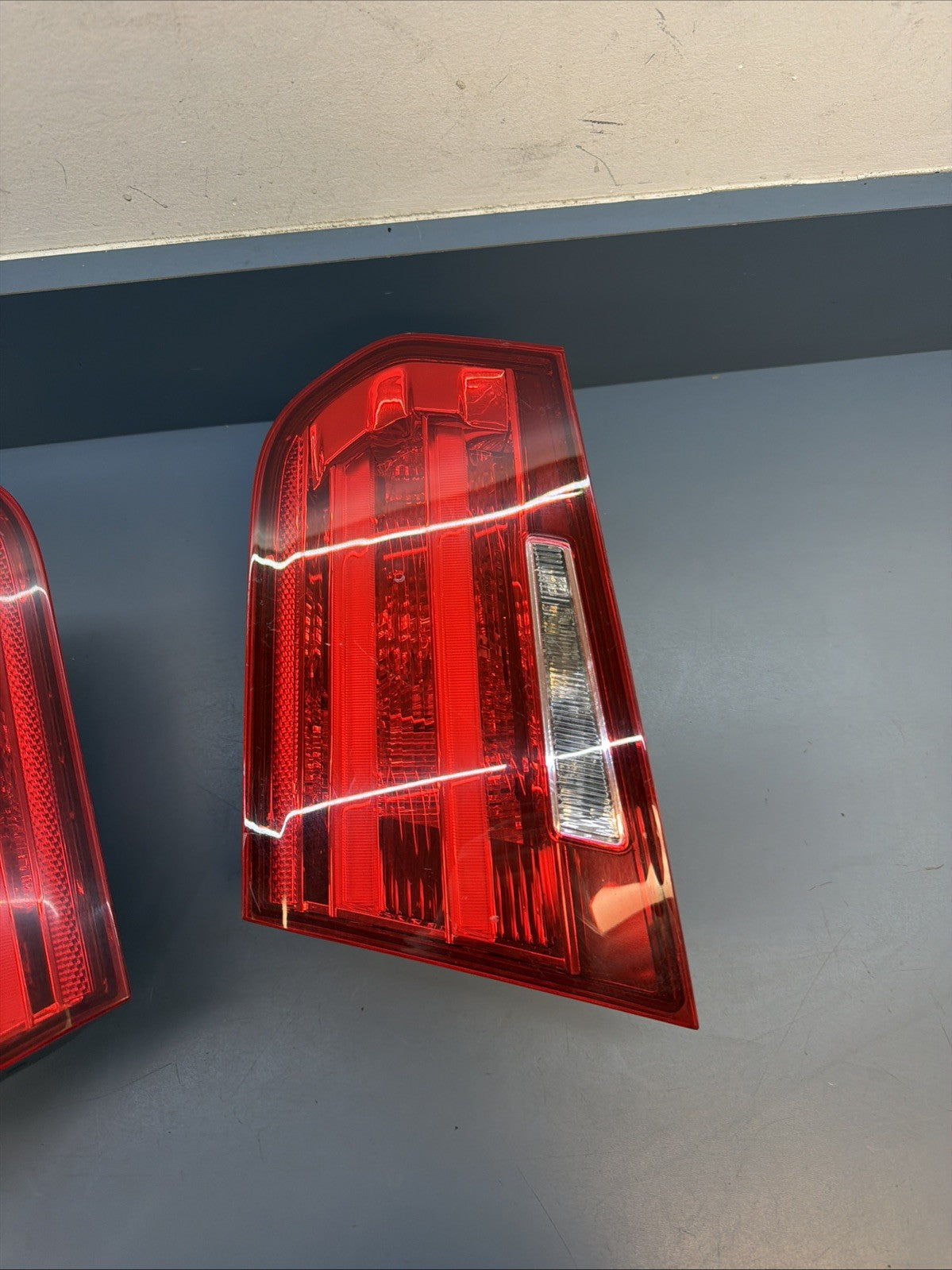12-15 BMW 3 SERIES F30 F31 REAR Left And Right TRUNK TAIL LIGHT 7371111 7371112