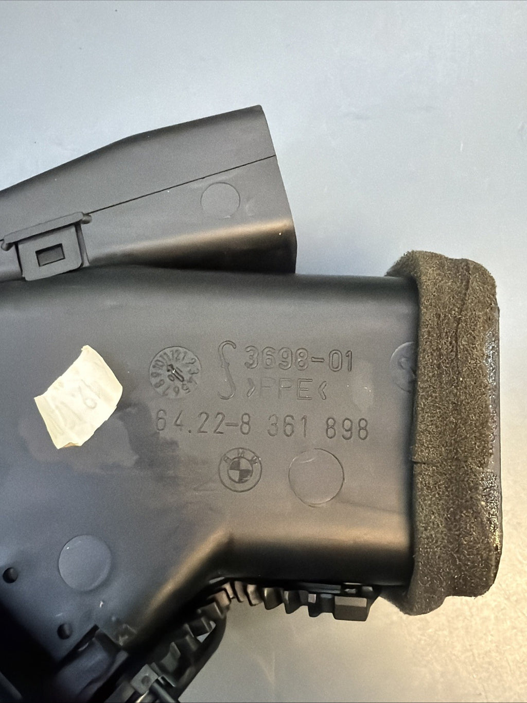01-06 BMW E46 325 328 330 M3 RIGHT PASSENGER DASH AC AIR VENT GRILL OEM 8361898