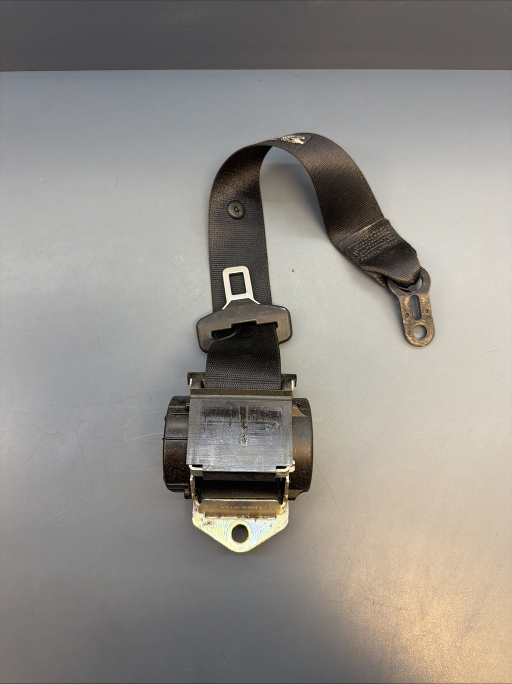07-13 BMW E92 3-SERIES COUPE GENUINE REAR LEFT OR RIGHT SEAT BELT 608201000C