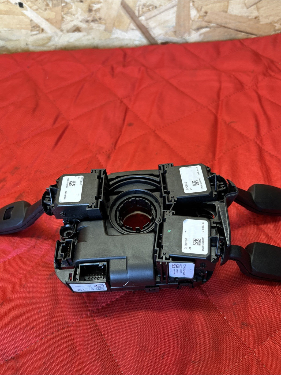 07-13 BMW 328i 330i 335i E90 E92 E93 Steering Controls Clockspring Combo 9123049