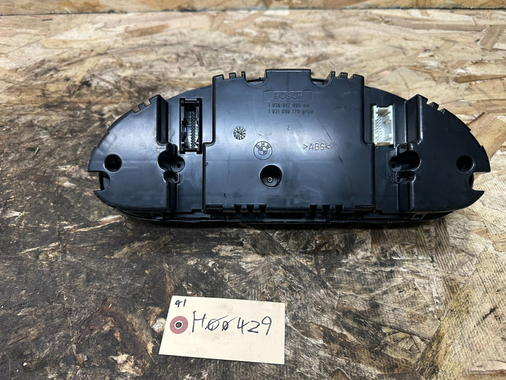 BMW 1999-2006 E46 SPEEDOMETER INSTRUMENT GAUGE CLUSTER BLACK MPH OEM 6911319
