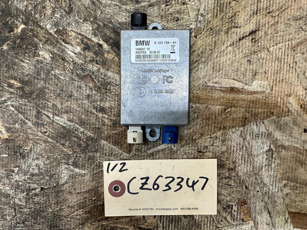 BMW 07-10 1/3/5/6/7 SERIES Z4 USB AUDIO INTERFACE HUB OEM 9123739