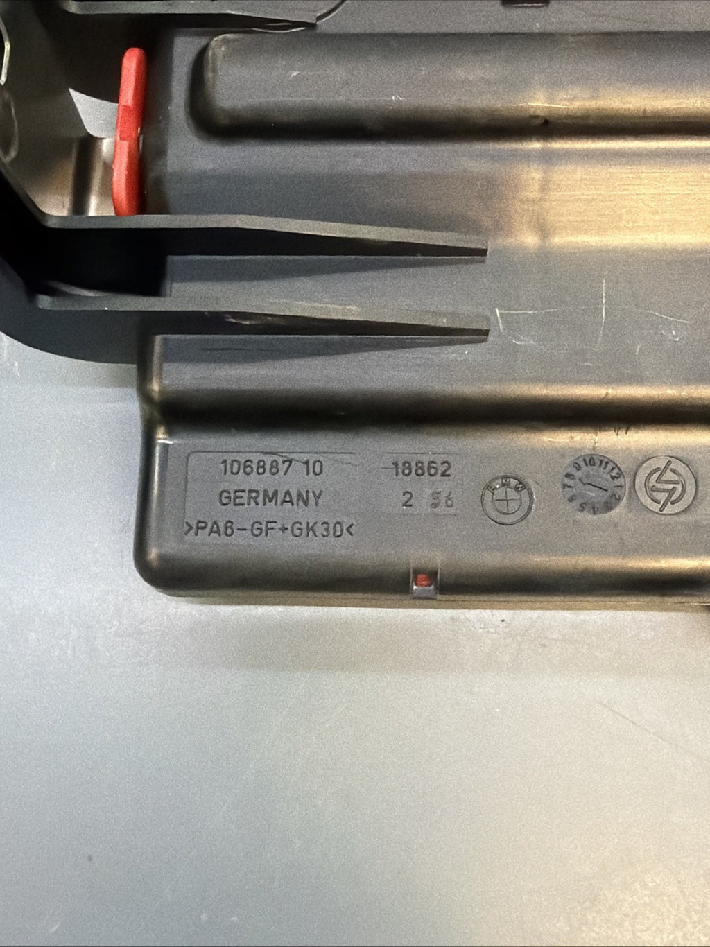 2008-2013 BMW X5 35DX E70 - Battery Power Distribution BOX 9178962