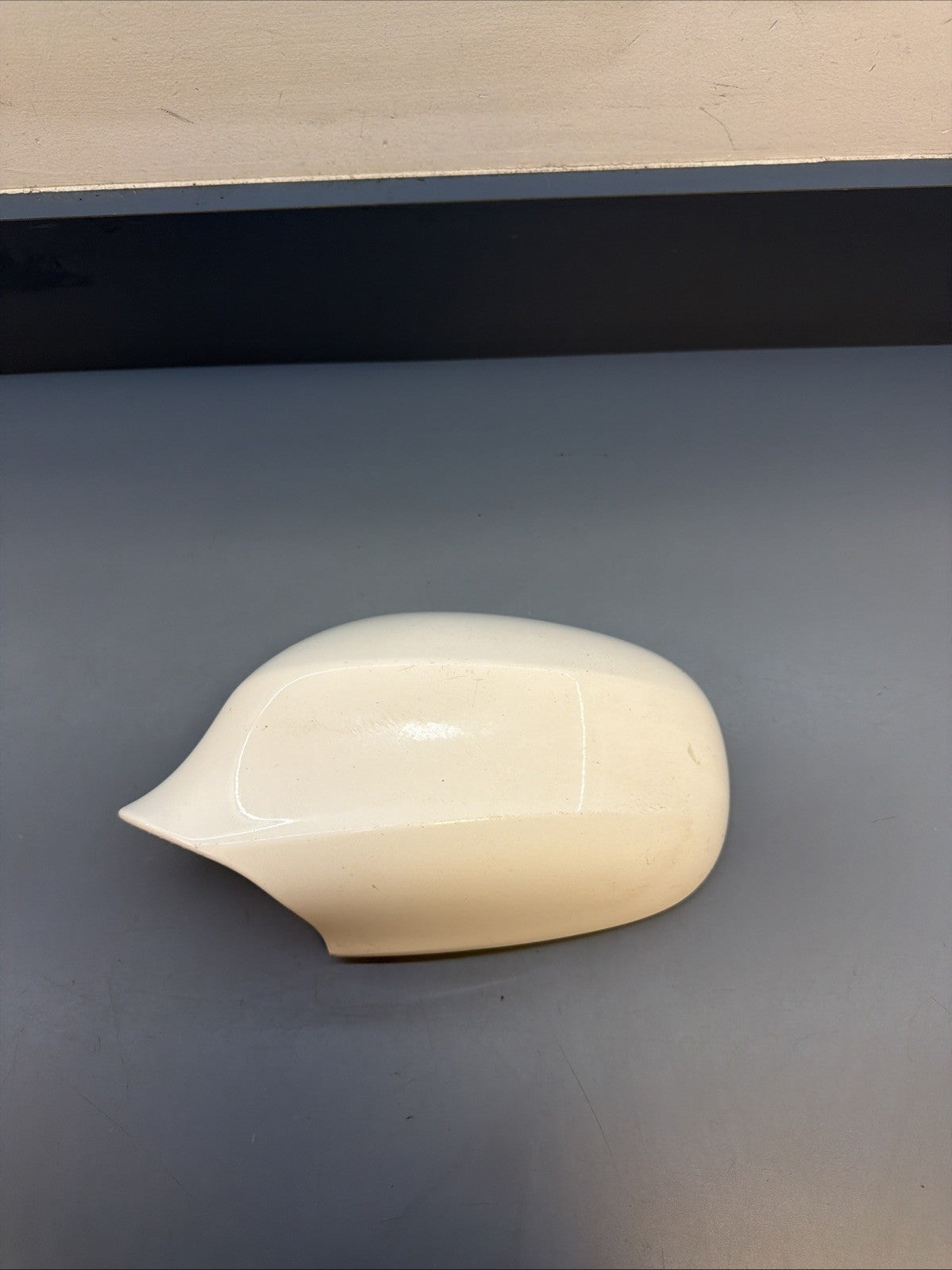 BMW E90 3 Series Left‑hand Door Mirror Cover/Trim Cap white LCI  A3335435