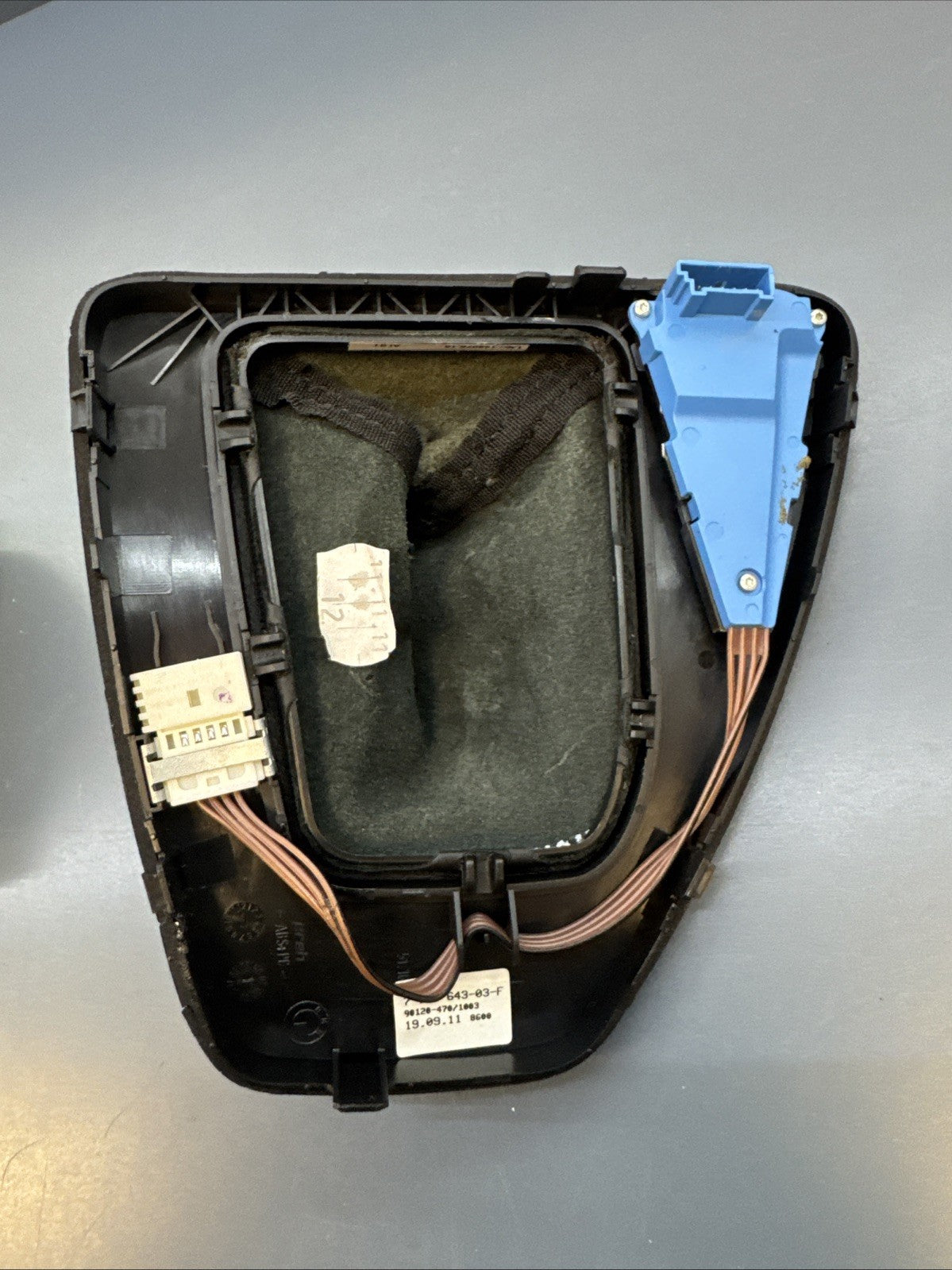 2007-2013 BMW E90 328i Gear Shifter Cover W Trim Indicator 7155643
