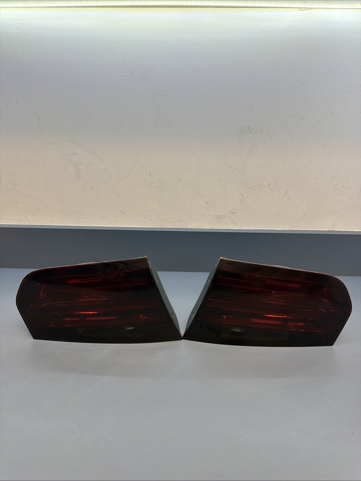 2012-2015 BMW F30 3-SERIES REAR INNER LEFT RIGHT LED TAIL LIGHT 63217259915 OEM