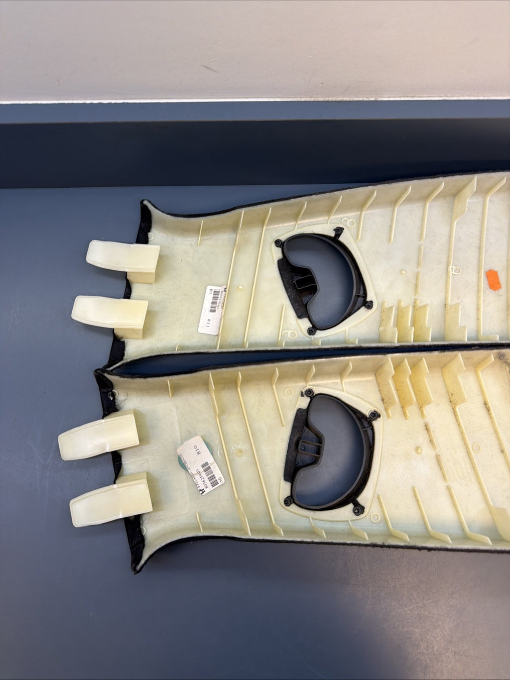 07-11 BMW 335i 328i E91 Left & Right Upper Door Seatbelt B Pillar set 7058335/36
