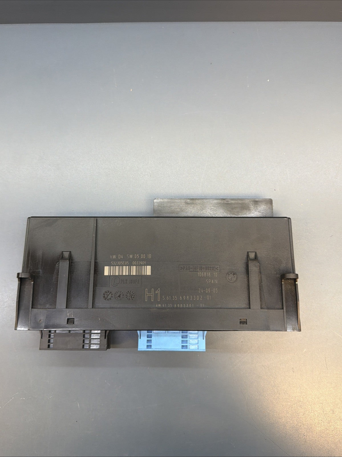 BMW E90 E91 E92 Body Control Module 6983302 OEM 06-13 325 328 330 335 M3