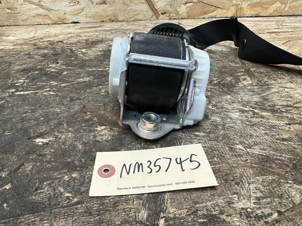 BMW 2006-2012 E90 DRIVER SIDE SEATBELT RETRACTOR ASSEMBLY BLACK OEM 34006653