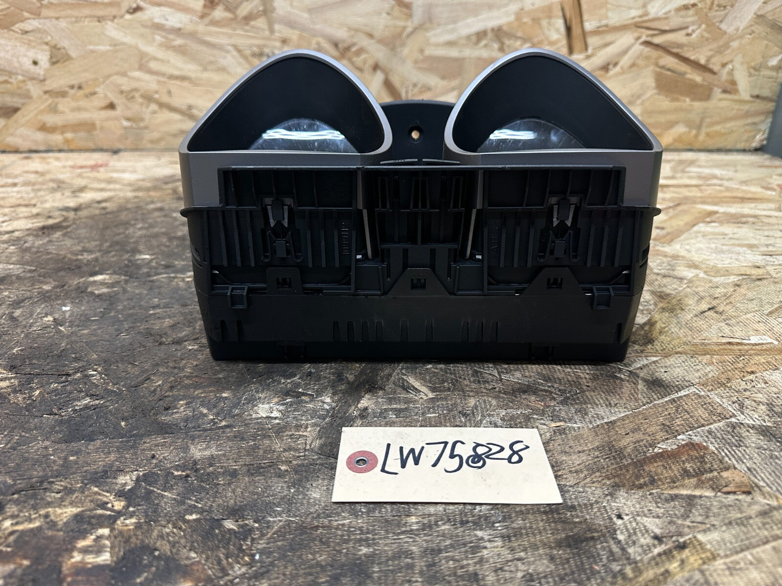 BMW 2006-2008 E85 E86 Z4 DASH INSTRUMENT SPEEDOMETER GAUGE CLUSTER OEM 9168180