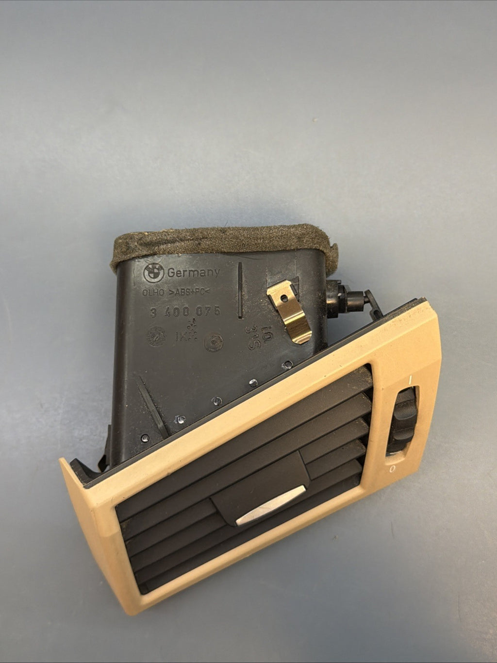 2003-2010 BMW X3 E83 Left Driver Side Air A/C Vent TAN OEM 3400075