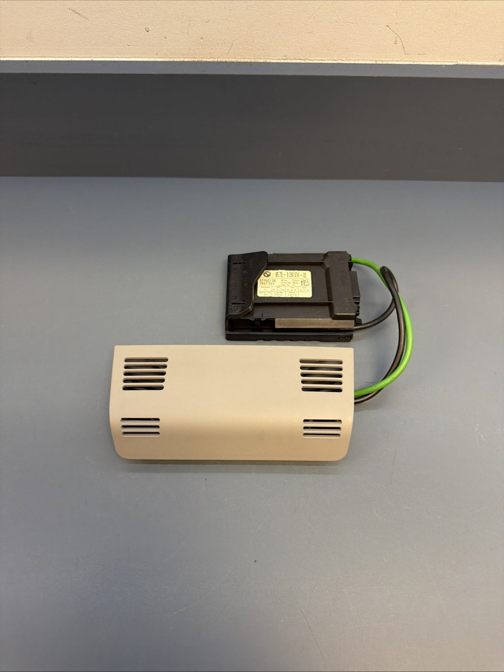 2012-2015 BMW X1 E84 ANTI THEFT LOCKING ULTRA MOTION SENSOR CONTROL UNIT 9260874