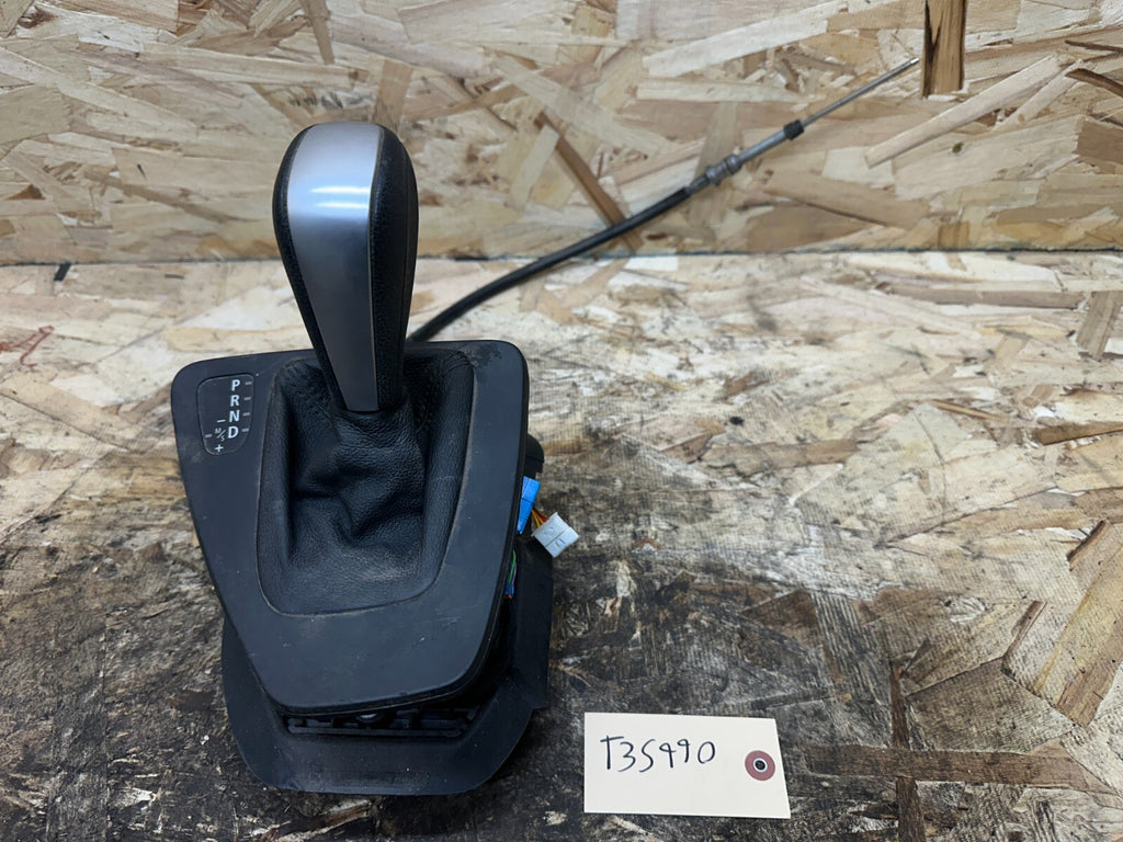 BMW 2006-2012 E90 3 SERIES AUTOMATIC TRANSMISSION SHIFTER COMPLETE OEM 7563655