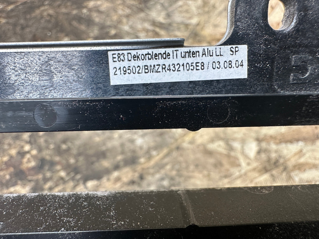 BMW 2003-2010 E83 X3 CENTER CONSOLE SHIFTER BEZEL TRIM SILVER PEARL OEM 3411706