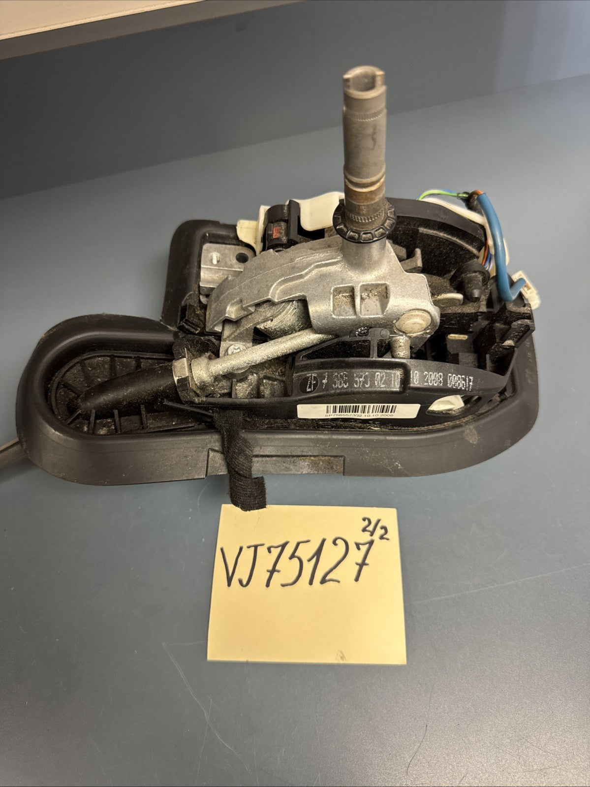 07-13 BMW E82 E88 128i Automatic Transmission Gear Selector Shifter Unit OEM