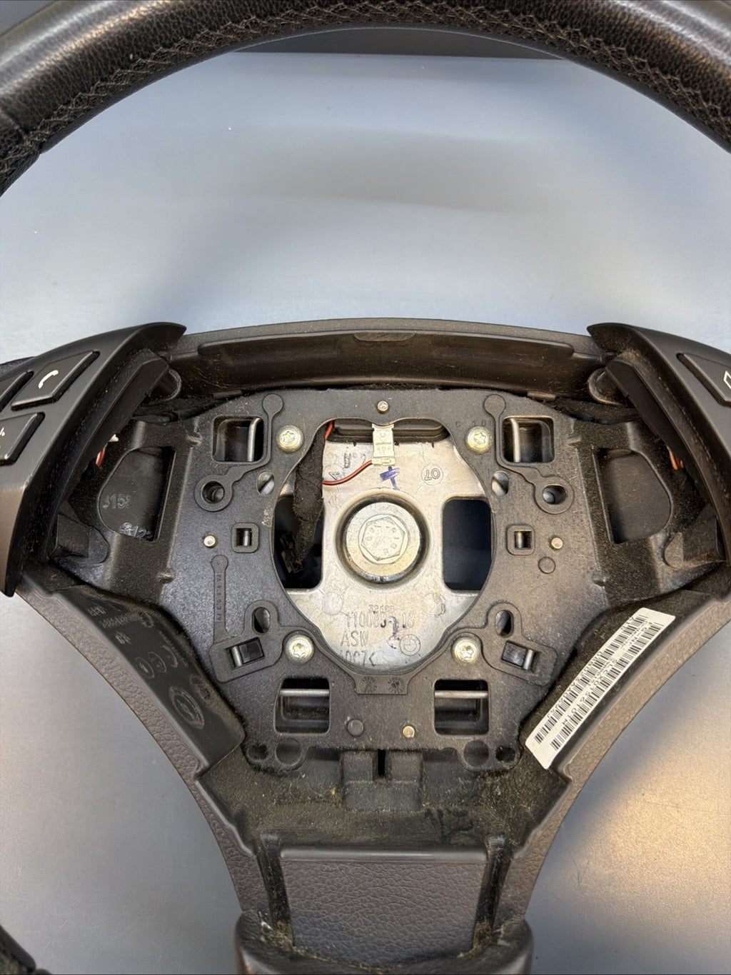 BMW E60/E61 5 SERIES BLACK LEATHER STEERING WHEEL OEM BMW 6078894