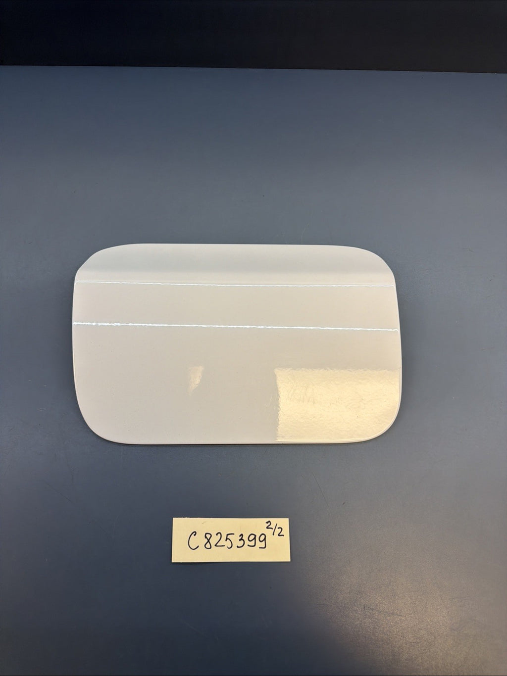2011-15 535I 550I 528I F10 BMW Fuel Gas Door Lid Cover White OEM Genuine  720434