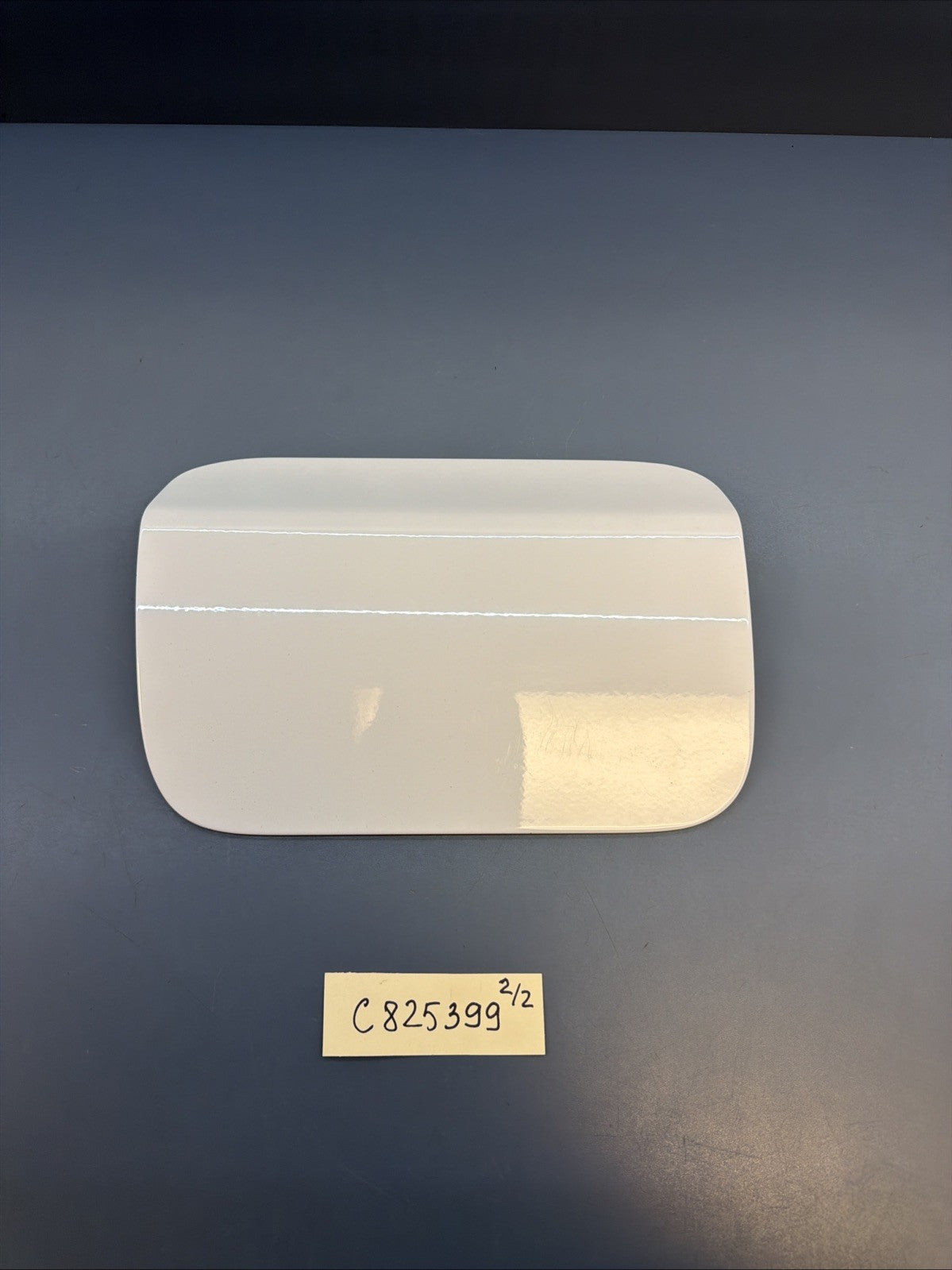 2011-15 535I 550I 528I F10 BMW Fuel Gas Door Lid Cover White OEM Genuine  720434