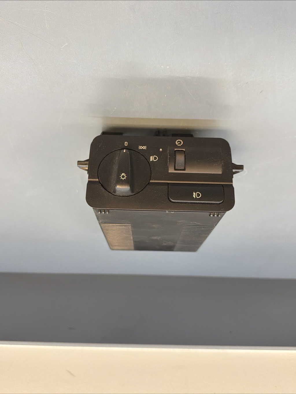 BMW E46 3 Series Xenon Headlight/Foglight Switch 6907952