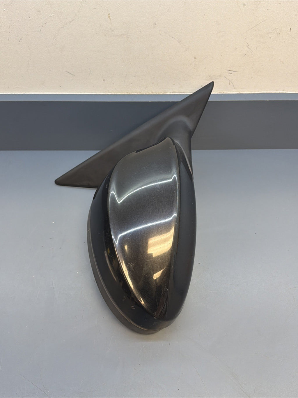 2006 BMW 330I E90 Sedan - Right Side View Mirror - 06-08 OEM 010803