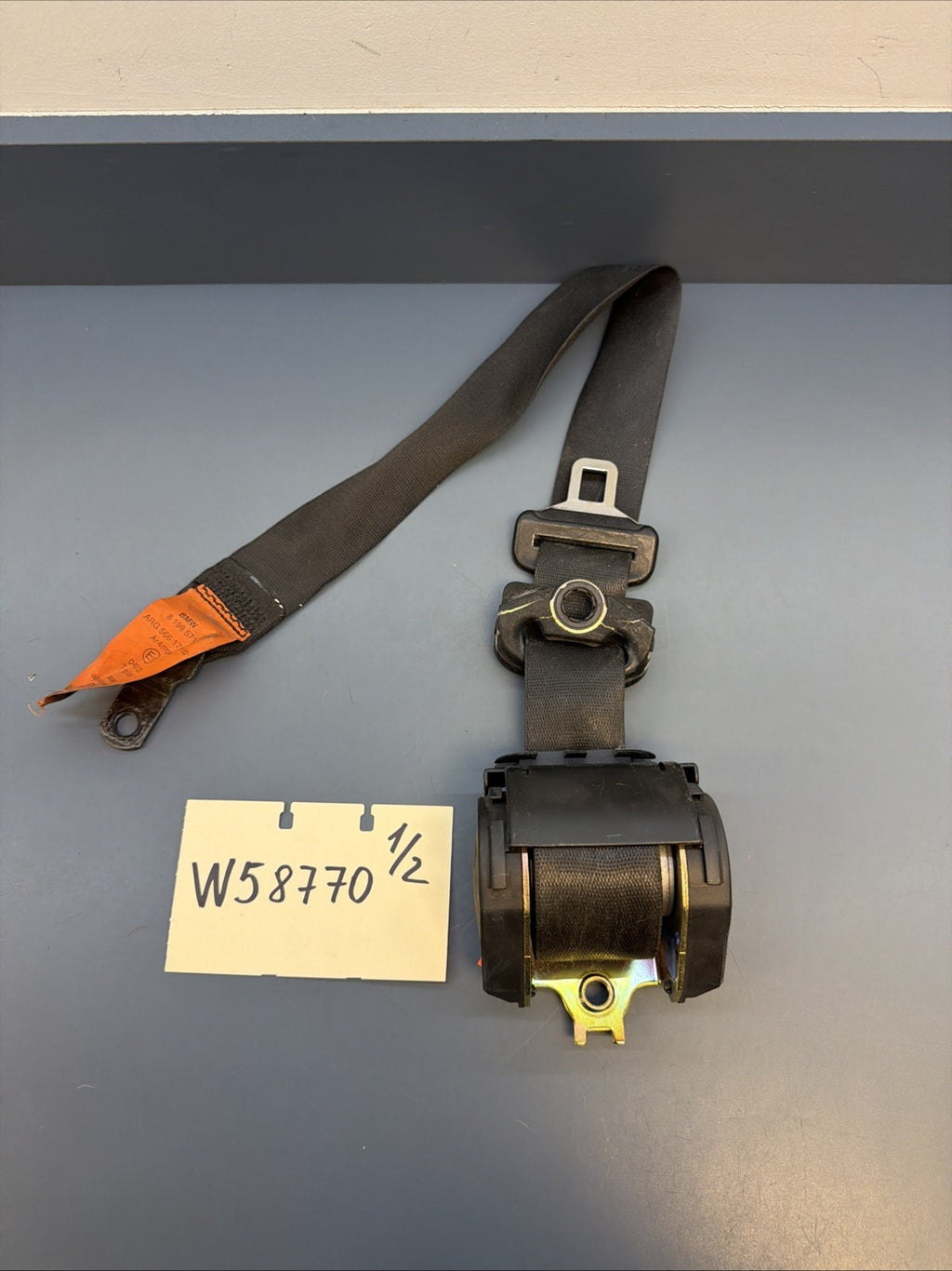 OEM FRONT LEFT SAFETY Seat Belt Retraction FOR 1998-2004 BMW 540i 566172701
