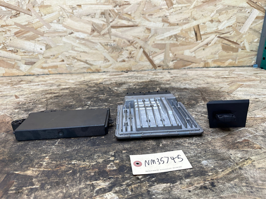 BMW 05-13 N52N N51 ENGINE ECU(DME)+CAS(IMMOBILIZER)+KEY  SET 7602216 MSV80