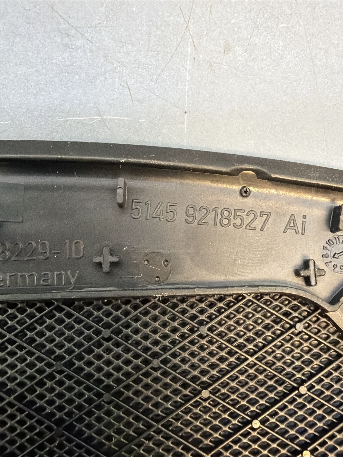 2013 - 2016 BMW F30 F31 F34 3-SERIES DASH SPEAKER GRILLE TRIM COVER 9218527