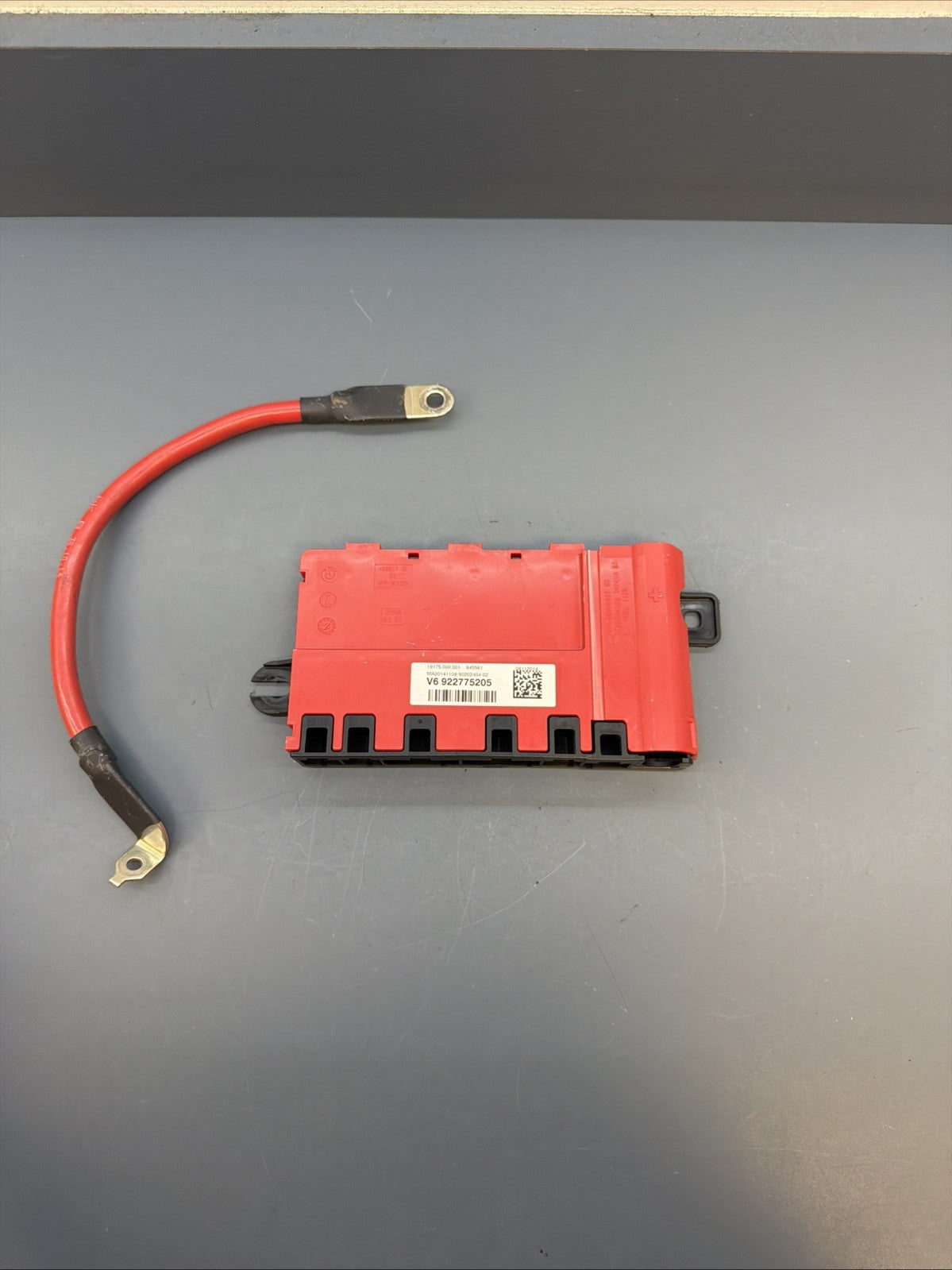 2014-2016 BMW 328I GT F34 POSITIVE BATTERY POWER DISTRIBUTION TERMINAL 9227752