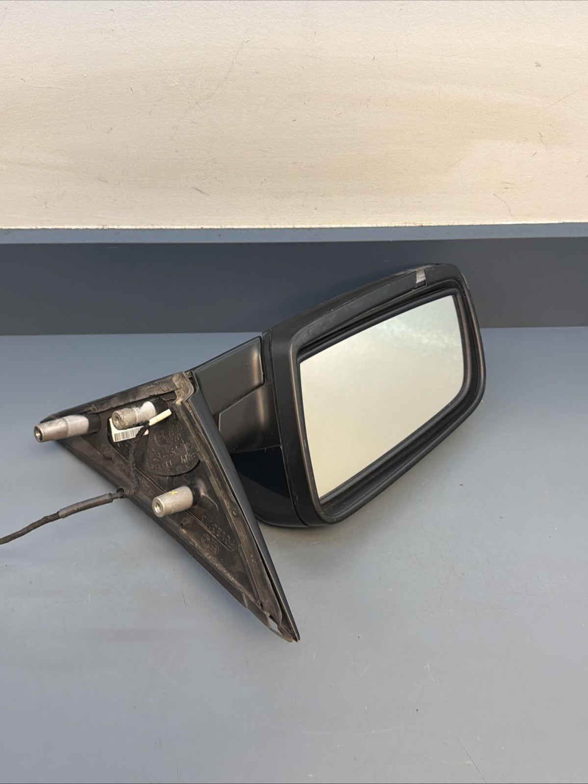 2006-2010 BMW E60 Driver Left Front Door Side View Mirror Assembly 7043437 OEM